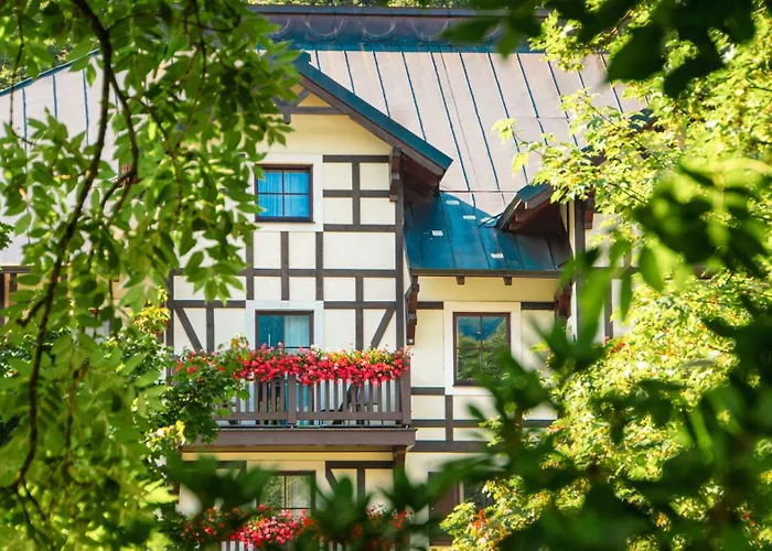 Savoy Готель 4*