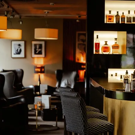 Savoy Hotel 4*