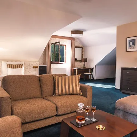Savoy Hotel