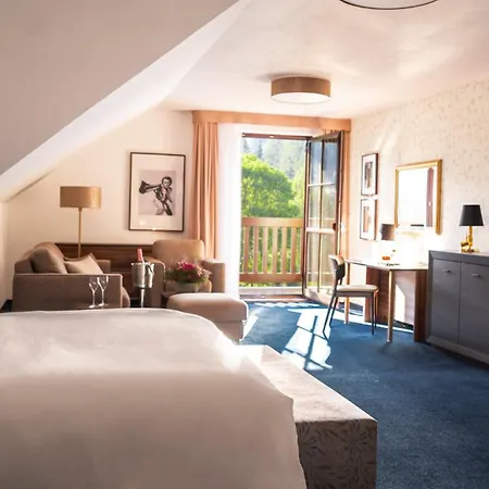 Hotel Savoy 4*