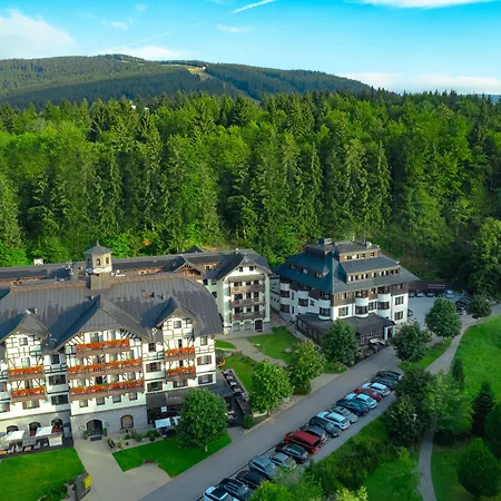 Savoy Hotel Spindleruv Mlyn