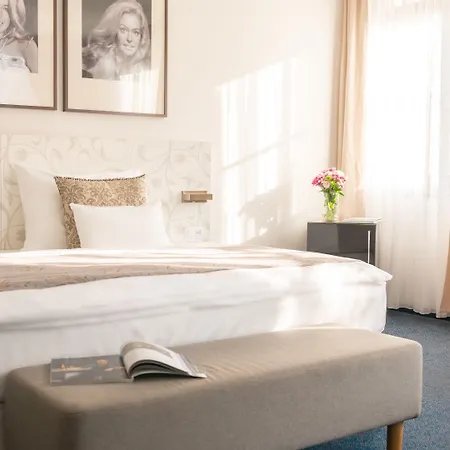 Savoy Spindleruv Mlyn